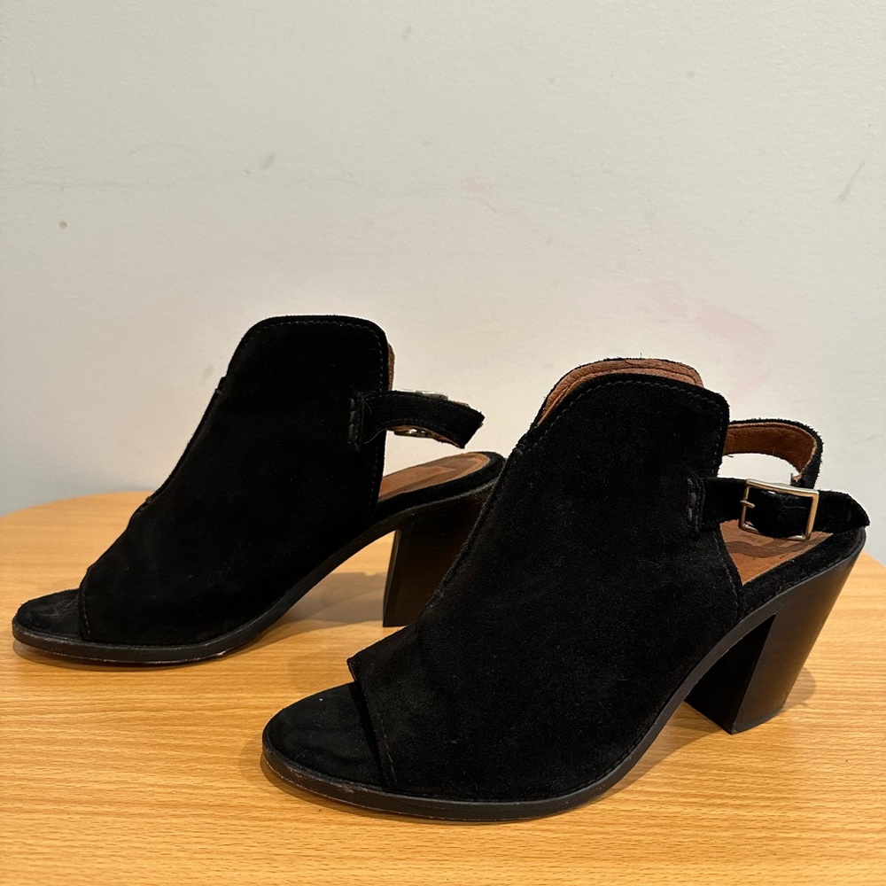 Frye Sling Back Peep Toe Chunky Heel Size 9